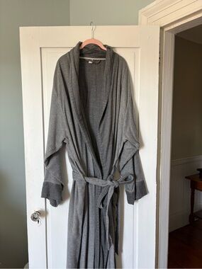 Pottery Barn Grey Shawl Unisex Robe XXL